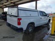 ✅ 2021 Chevrolet Silverado 1500 Work Truck • VIN: 1GCRWAEH1MZ413332 • Lot: 43560933. Wystawiony na IAAI z przebiegiem 87 998 mil. Bezpłatny archiwum sprzedaży aukcyjnych z USA i szczegółowy raport historii pojazdu na DreamBid. Zdjęcie 4.