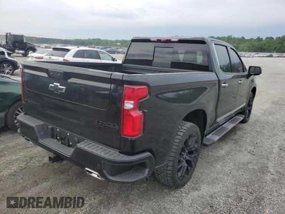 ✅ 2025 Chevrolet Silverado 1500 • VIN: 2GCPAFED6S1116613 • Lot: 57714485. Wystawiony na Copart z przebiegiem 1 234 mil. Bezpłatny archiwum sprzedaży aukcyjnych z USA i szczegółowy raport historii pojazdu na DreamBid. Zdjęcie 3.