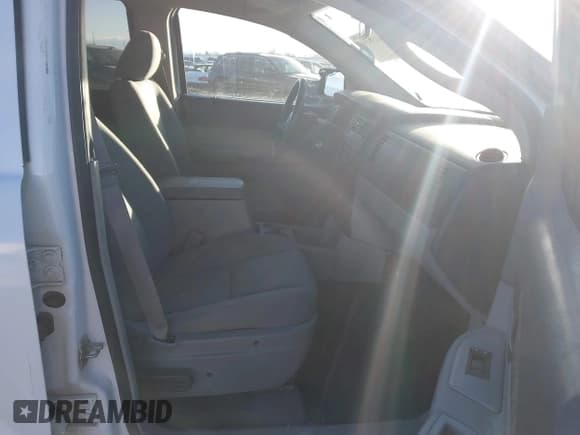 ✅ 2007 Dodge Durango SXT • VIN: 1D8HB38P37F555601 • Lot: 41504594. Listed on IAAI with 95,894 mi. Free auction sales archive from the USA and detailed vehicle history report at DreamBid. Image 5.