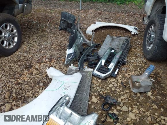 ✅ 2021 Ford F-250 XL • VIN: 1FT7W2BT4MED42592 • Lot: 42219340. Wystawiony na IAAI z przebiegiem 133 093 mil. Bezpłatny archiwum sprzedaży aukcyjnych z USA i szczegółowy raport historii pojazdu na DreamBid. Zdjęcie 12.