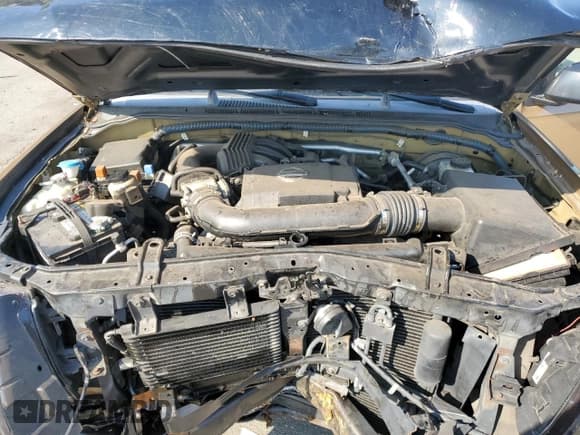 ✅ 2005 Nissan Frontier SE • VIN: 1N6AD07U15C406311 • Lot: 81770295. Wystawiony na Copart z przebiegiem 138 604 mil. Bezpłatny archiwum sprzedaży aukcyjnych z USA i szczegółowy raport historii pojazdu na DreamBid. Zdjęcie 11.