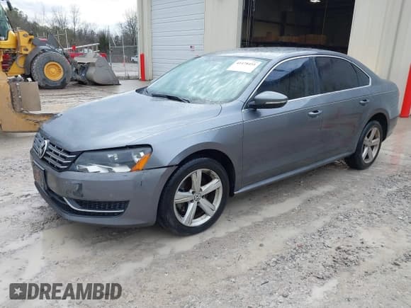 ✅ 2012 Volkswagen Passat SE • VIN: 1VWBN7A32CC090053 • Lot: 41478451. Listed on IAAI with 123,679 mi. Free auction sales archive from the USA and detailed vehicle history report at DreamBid. Image 2.