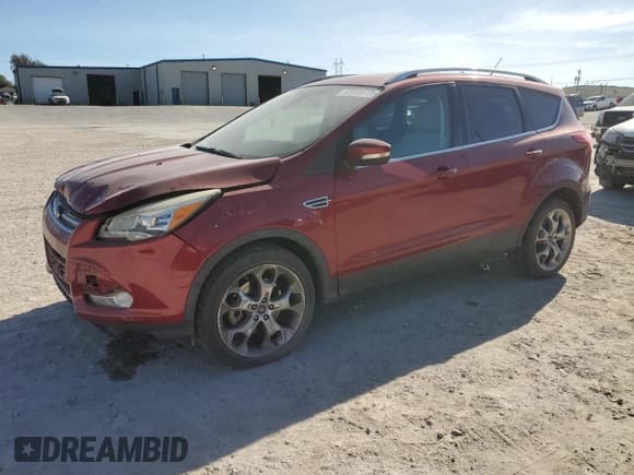 ✅ 2015 Ford Escape Titanium • VIN: 1FMCU9J90FUA03867 • Lot: 92050675. Wystawiony na Copart z przebiegiem 210 847 mil. Bezpłatny archiwum sprzedaży aukcyjnych z USA i szczegółowy raport historii pojazdu na DreamBid. Zdjęcie 1.