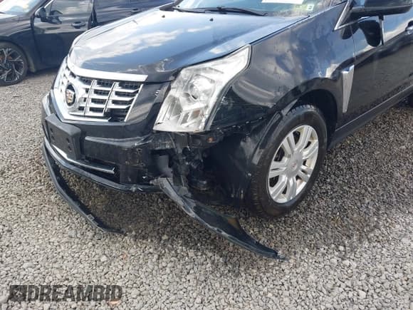 ✅ 2016 Cadillac SRX • VIN: 3GYFNAE35GS531664 • Lot: 42557613. Wystawiony na IAAI z przebiegiem 69 917 mil. Bezpłatny archiwum sprzedaży aukcyjnych z USA i szczegółowy raport historii pojazdu na DreamBid. Zdjęcie 6.