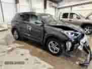 ✅ 2018 Hyundai Santa Fe 2.4L • VIN: 5XYZUDLB4JG509973 • Lot: 89533405. Wystawiony na Copart z przebiegiem 150 228 mil mil. Skorzystaj z bezpłatnego archiwum sprzedaży aukcyjnych z USA i zobacz szczegółowy raport historii pojazdu na DreamBid. Zdjęcie 4.