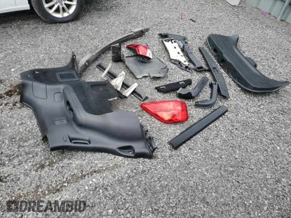 ✅ 2019 Nissan Pathfinder SL • VIN: 5N1DR2MM8KC603498 • Lot: 53314595. Wystawiony na Copart z przebiegiem 86 828 mil. Bezpłatny archiwum sprzedaży aukcyjnych z USA i szczegółowy raport historii pojazdu na DreamBid. Zdjęcie 13.