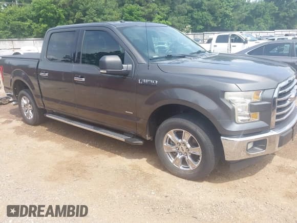 ✅ 2017 Ford F-150 XL • VIN: 1FTEW1CG2HKC22770 • Lot: 42402591. Listed on IAAI with 122,516 mi. Free auction sales archive from the USA and detailed vehicle history report at DreamBid. Image 1.