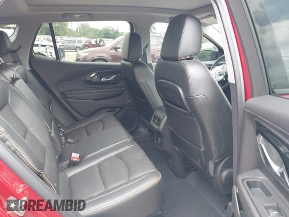 ✅ 2024 GMC Terrain AT4 • VIN: 3GKALYEG5RL382787 • Lot: 42373913. Wystawiony na IAAI z przebiegiem 4 604 mil. Bezpłatny archiwum sprzedaży aukcyjnych z USA i szczegółowy raport historii pojazdu na DreamBid. Zdjęcie 8.