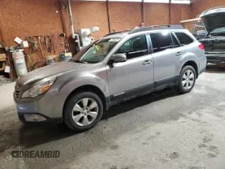 ✅ 2010 Subaru Outback Premium • VIN: 4S4BRBGC5A1355523 • Lot: 47988535. Listed on Copart with 190,271 mi. Free auction sales archive from the USA and detailed vehicle history report at DreamBid. Image 1.