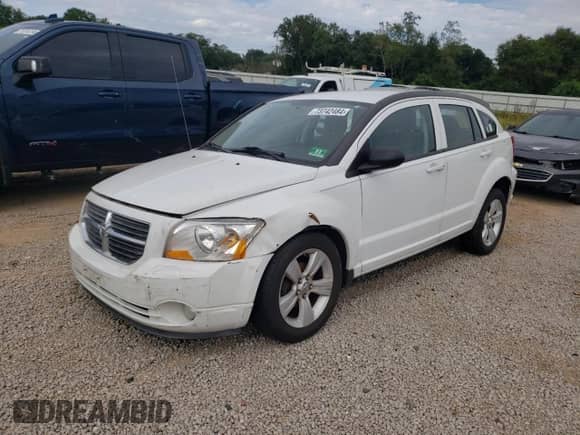 2011 Dodge Caliber Mainstreet z VIN 1B3CB3HA7BD268448, wystawiony jako Copart lot #73742484 z przebiegiem 176 439 mil mil oraz Szkoda całkowita • Salvage title. Historia ofert i sprzedaży dostępna na DreamBid. Obrazek 1.