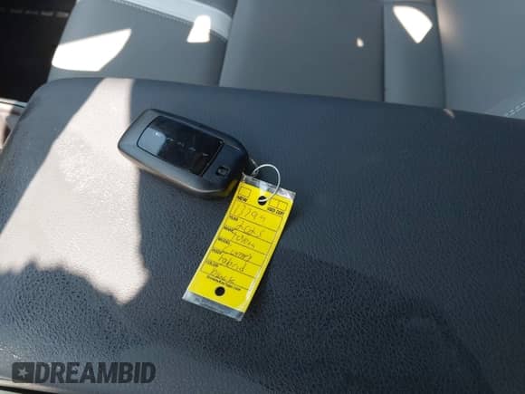 2025 Toyota Camry LE с VIN 4T1DAACK2SU609633, выставлен на аукционе IAAI как лот 43023203 с пробегом 7 512 миль миль и . История ставок и продаж доступна на DreamBid. Изображение 11.