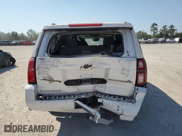 ✅ 2019 Chevrolet Suburban LT • VIN: 1GNSCHKC7KR171954 • Lot: 75202964. Wystawiony na Copart z przebiegiem Nie podano. Bezpłatny archiwum sprzedaży aukcyjnych z USA i szczegółowy raport historii pojazdu na DreamBid. Zdjęcie 6.