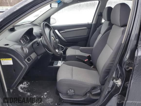 2009 Chevrolet Aveo 1LT z VIN KL1TD66E99B310471, wystawiony jako Copart lot #44070475 z przebiegiem 72 742 mil mil oraz Szkoda całkowita • Salvage title. Historia ofert i sprzedaży dostępna na DreamBid. Obrazek 7.