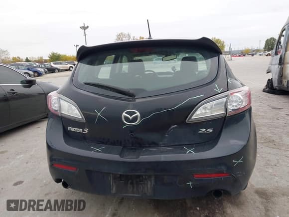 ✅ 2010 Mazda 3 S Sport • VIN: JM1BL1H5XA1132118 • Lot: 43568291. Listed on IAAI with 191,872 mi. Free auction sales archive from the USA and detailed vehicle history report at DreamBid. Image 17.