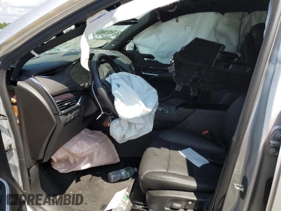 ✅ 2022 Cadillac XT4 AWD Luxury • VIN: 1GYFZBR45NF118075 • Lot: 58654423. Listed on Copart with 1,982 mi. Free auction sales archive from the USA and detailed vehicle history report at DreamBid. Image 7.