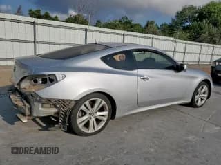 ✅ 2011 Hyundai Genesis Coupe • VIN: KMHHT6KDXBU042776 • Lot: 57615765. Wystawiony na Copart z przebiegiem 200 352 mil. Bezpłatny archiwum sprzedaży aukcyjnych z USA i szczegółowy raport historii pojazdu na DreamBid. Zdjęcie 3.