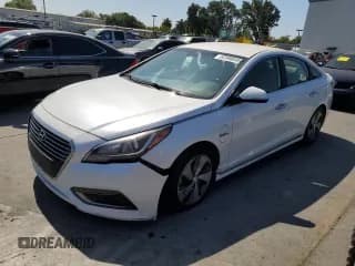 ✅ 2016 Hyundai Sonata • VIN: KMHE14L24GA031601 • Лот: 62300045. Опубликован ранее на Copart с пробегом 132 599 миль. Бесплатный доступ к архиву аукционных продаж из США и подробный отчёт об истории автомобиля на DreamBid. Изображение 1.