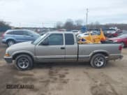 ✅ 2001 Chevrolet S-10 • VIN: 1GCCS195618167235 • Лот: 41675585. Опубликован ранее на IAAI с пробегом 192 678 миль. Бесплатный доступ к архиву аукционных продаж из США и подробный отчёт об истории автомобиля на DreamBid. Изображение 14.