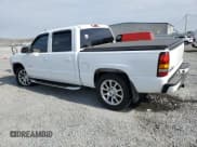 ✅ 2005 GMC Sierra Denali • VIN: 2GTEK63N051284302 • Lot: 88031695. Wystawiony na Copart z przebiegiem 150 006 mil. Bezpłatny archiwum sprzedaży aukcyjnych z USA i szczegółowy raport historii pojazdu na DreamBid. Zdjęcie 2.