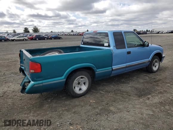 ✅ 1996 Chevrolet S-10 LS • VIN: 1GCCS19X5T8216266 • Лот: 51624595. Опубликован ранее на Copart с пробегом 185 714 миль. Бесплатный доступ к архиву аукционных продаж из США и подробный отчёт об истории автомобиля на DreamBid. Изображение 3.