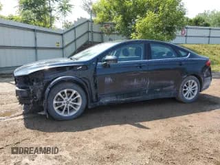✅ 2020 Ford Fusion SE • VIN: 3FA6P0HD5LR110453 • Lot: 59687225. Listed on Copart with 58,112 mi. Free auction sales archive from the USA and detailed vehicle history report at DreamBid. Image 1.