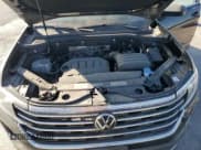 ✅ 2024 Volkswagen Atlas SE • VIN: 1V2JR2CA6RC577989 • Лот: 66538285. Опубликован ранее на Copart с пробегом 60 494 миль. Бесплатный доступ к архиву аукционных продаж из США и подробный отчёт об истории автомобиля на DreamBid. Изображение 12.