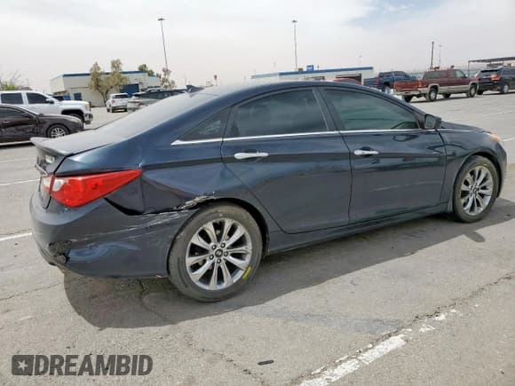 ✅ 2013 Hyundai Sonata SE • VIN: 5NPEC4AC2DH610925 • Lot: 57111395. Listed on Copart with 139,065 mi. Free auction sales archive from the USA and detailed vehicle history report at DreamBid. Image 3.