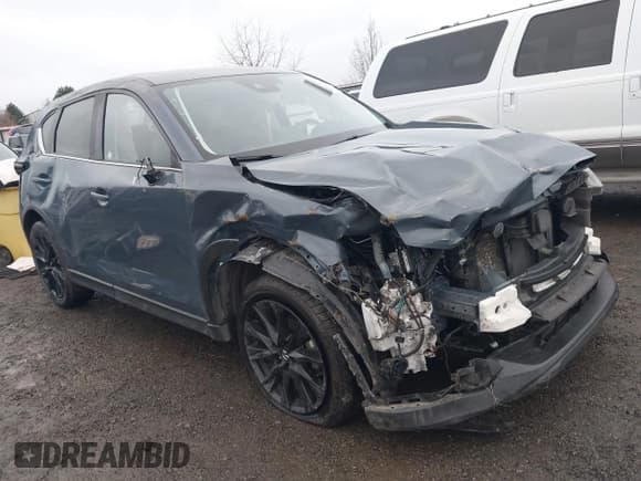 ✅ 2023 Mazda CX-5 S Carbon Edition • VIN: JM3KFBCM2P0153742 • Lot: 43793152. Wystawiony na IAAI z przebiegiem 84 096 mil. Bezpłatny archiwum sprzedaży aukcyjnych z USA i szczegółowy raport historii pojazdu na DreamBid. Zdjęcie 1.