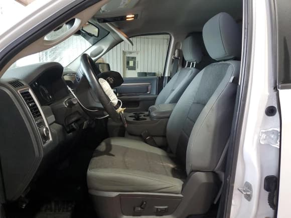 ✅ 2014 Ram 1500 Lone Star • VIN: 1C6RR7LT7ES469181 • Lot: 61465495. Listed on Copart with 156,998 mi. Free auction sales archive from the USA and detailed vehicle history report at DreamBid. Image 7.