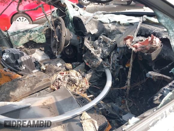 ✅ 2021 Dodge Durango GT • VIN: 1C4RDJDG4MC631959 • Lot: 40124964. Wystawiony na IAAI z przebiegiem 16 462 mil. Bezpłatny archiwum sprzedaży aukcyjnych z USA i szczegółowy raport historii pojazdu na DreamBid. Zdjęcie 5.