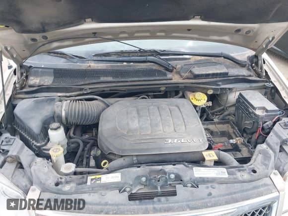 ✅ 2016 Chrysler Town & Country Touring L Anniversary Edition • VIN: 2C4RC1CG7GR246668 • Лот: 42006931. Опубликован ранее на IAAI с пробегом 110 554 миль. Бесплатный доступ к архиву аукционных продаж из США и подробный отчёт об истории автомобиля на DreamBid. Изображение 10.