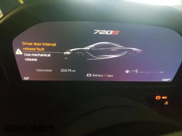 ✅ 2018 McLaren 720S • VIN: SBM14DCA1JW000261 • Lot: 53197894. Wystawiony na Copart z przebiegiem 16 674 mil. Bezpłatny archiwum sprzedaży aukcyjnych z USA i szczegółowy raport historii pojazdu na DreamBid. Zdjęcie 9.