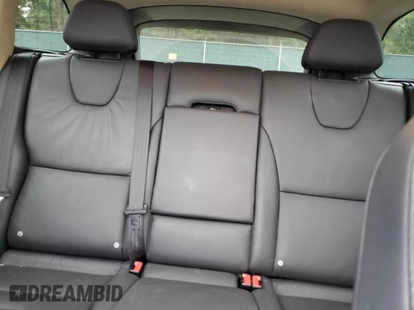 ✅ 2013 Volvo XC60 3.2L • VIN: YV4940DZ5D2415262 • Лот: 71211495. Опубликован ранее на Copart с пробегом 86 399 миль. Бесплатный доступ к архиву аукционных продаж из США и подробный отчёт об истории автомобиля на DreamBid. Изображение 10.