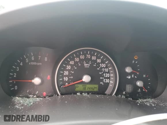 ✅ 2007 Kia Sedona LX • VIN: KNDMB233576165725 • Lot: 85779165. Wystawiony na Copart z przebiegiem 181 442 mil. Bezpłatny archiwum sprzedaży aukcyjnych z USA i szczegółowy raport historii pojazdu na DreamBid. Zdjęcie 9.