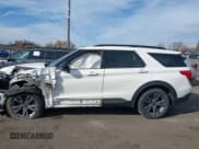 ✅ 2023 Ford Explorer XLT • VIN: 1FMSK8DH4PGA71894 • Лот: 43592994. Опубликован ранее на IAAI с пробегом 51 141 миль. Бесплатный доступ к архиву аукционных продаж из США и подробный отчёт об истории автомобиля на DreamBid. Изображение 14.