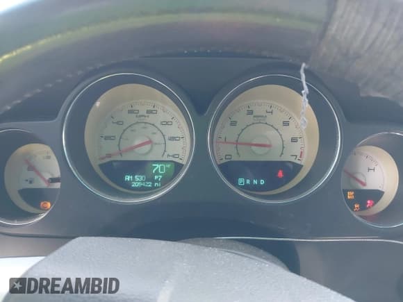 ✅ 2011 Dodge Challenger • VIN: 2B3CJ4DG9BH543159 • Lot: 41850958. Wystawiony na IAAI z przebiegiem 209 422 mil. Bezpłatny archiwum sprzedaży aukcyjnych z USA i szczegółowy raport historii pojazdu na DreamBid. Zdjęcie 7.