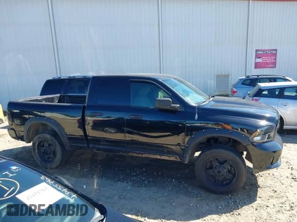 2014 Ram 1500 Express с VIN 1C6RR7FT6ES118841, выставлен на аукционе IAAI как лот 43466493 с пробегом 201 667 миль миль и . История ставок и продаж доступна на DreamBid. Изображение 13.