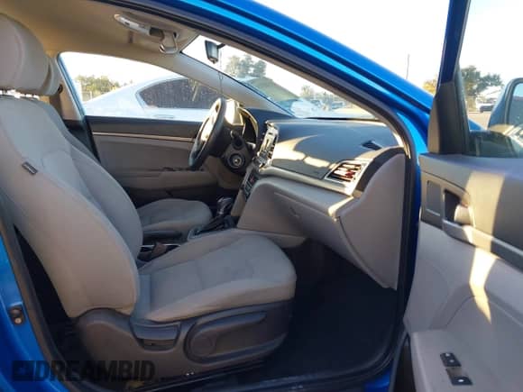 2017 Hyundai Elantra SE with VIN KMHD74LF1HU079781, listed as a IAAI auction lot 43588319 with 117,071 mi miles and . Bid and sale history available at DreamBid. Image 5.