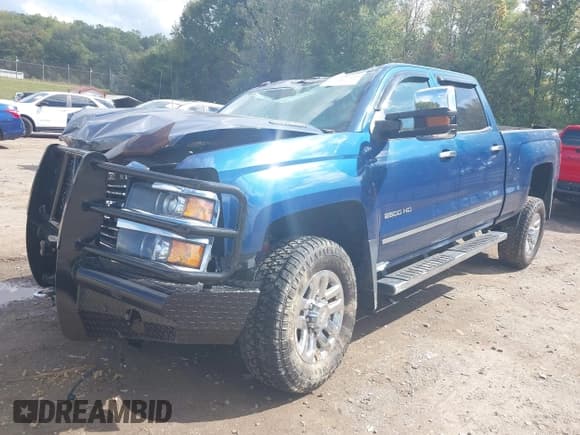 ✅ 2016 Chevrolet Silverado 2500HD LTZ • VIN: 1GC1KWE87GF117985 • Lot: 43268057. Listed on IAAI with 79,080 mi. Free auction sales archive from the USA and detailed vehicle history report at DreamBid. Image 2.