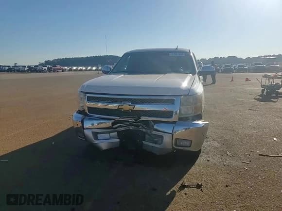 ✅ 2012 Chevrolet Silverado 1500 LT • VIN: 3GCPCSE01CG191485 • Lot: 73501944. Wystawiony na Copart z przebiegiem 138 291 mil. Bezpłatny archiwum sprzedaży aukcyjnych z USA i szczegółowy raport historii pojazdu na DreamBid. Zdjęcie 11.
