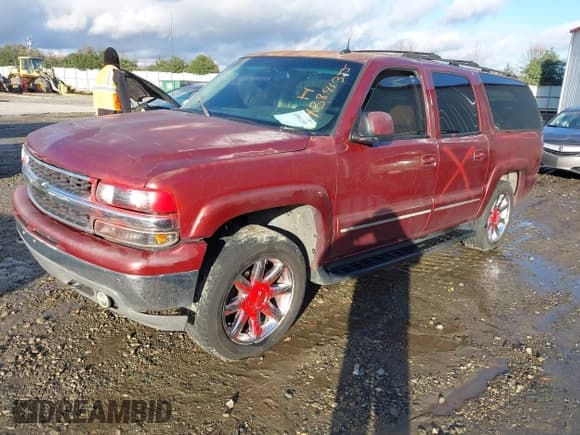 ✅ 2002 Chevrolet Suburban LS • VIN: 1GNEC16Z42J294533 • Lot: 43841355. Listed on IAAI with 194,647 mi. Free auction sales archive from the USA and detailed vehicle history report at DreamBid. Image 2.