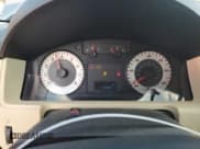 ✅ 2008 Mazda Tribute Sport • VIN: 4F2CZ96188KM11010 • Lot: 72992374. Wystawiony na Copart z przebiegiem 113 861 mil. Bezpłatny archiwum sprzedaży aukcyjnych z USA i szczegółowy raport historii pojazdu na DreamBid. Zdjęcie 9.