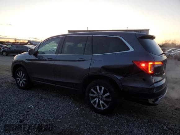 ✅ 2019 Honda Pilot EX-L • VIN: 5FNYF6H54KB052773 • Lot: 92529725. Listed on Copart with 52,825 mi. Free auction sales archive from the USA and detailed vehicle history report at DreamBid. Image 2.