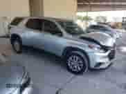 2020 Chevrolet Traverse LS z VIN 1GNERLKW2LJ261358, wystawiony jako Copart lot #77149434 z przebiegiem 49 183 mil mil oraz Nie do naprawy • Non repairable. Historia ofert i sprzedaży dostępna na DreamBid. Obrazek 4.