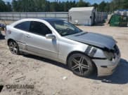 ✅ 2002 Mercedes-Benz C 230/260/280/320 • VIN: WDBRN47J72A369755 • Лот: 70883405. Опубликован ранее на Copart с пробегом 185 719 миль. Бесплатный доступ к архиву аукционных продаж из США и подробный отчёт об истории автомобиля на DreamBid. Изображение 4.