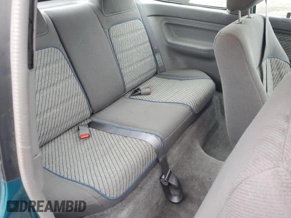 ✅ 1995 Ford Escort • VIN: 1FASP1284SW307142 • Lot: 88531955. Wystawiony na Copart z przebiegiem 93 323 mil. Bezpłatny archiwum sprzedaży aukcyjnych z USA i szczegółowy raport historii pojazdu na DreamBid. Zdjęcie 11.