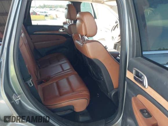 ✅ 2012 Jeep Grand Cherokee Overland • VIN: 1C4RJECG2CC190459 • Лот: 43746936. Опубликован ранее на IAAI с пробегом 143 392 миль. Бесплатный доступ к архиву аукционных продаж из США и подробный отчёт об истории автомобиля на DreamBid. Изображение 8.