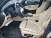 2022 BMW 3 Series 330i xDrive z VIN 3MW5R7J07N8C58710, wystawiony jako Copart lot #66863785 z przebiegiem Nie podano mil oraz Szkoda całkowita • Salvage title. Historia ofert i sprzedaży dostępna na DreamBid. Obrazek 7.