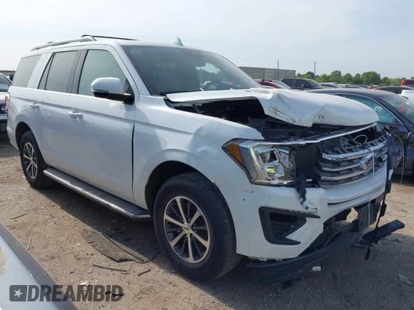✅ 2020 Ford Expedition XLT • VIN: 1FMJU1HT5LEA50375 • Lot: 42866942. Listed on IAAI with 23,030 mi. Free auction sales archive from the USA and detailed vehicle history report at DreamBid. Image 1.