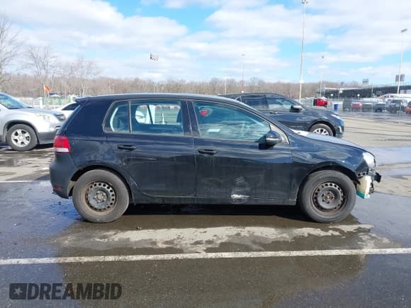 ✅ 2011 Volkswagen Golf • VIN: WVWDB7AJ2BW249668 • Lot: 41533901. Listed on IAAI with 213,129 mi. Free auction sales archive from the USA and detailed vehicle history report at DreamBid. Image 14.